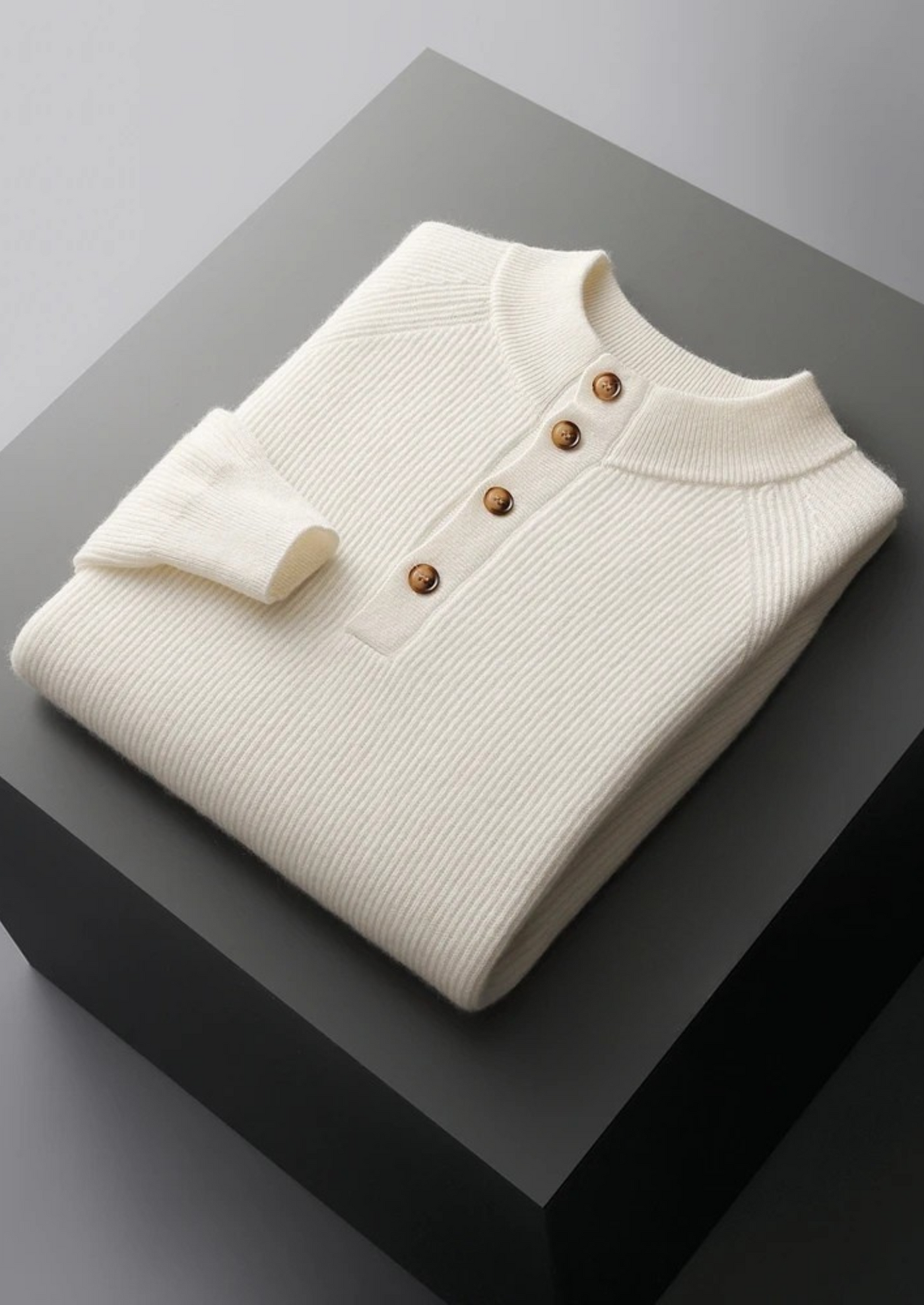 MAGLIONE CON BOTTONI IN 100% CASHMERE