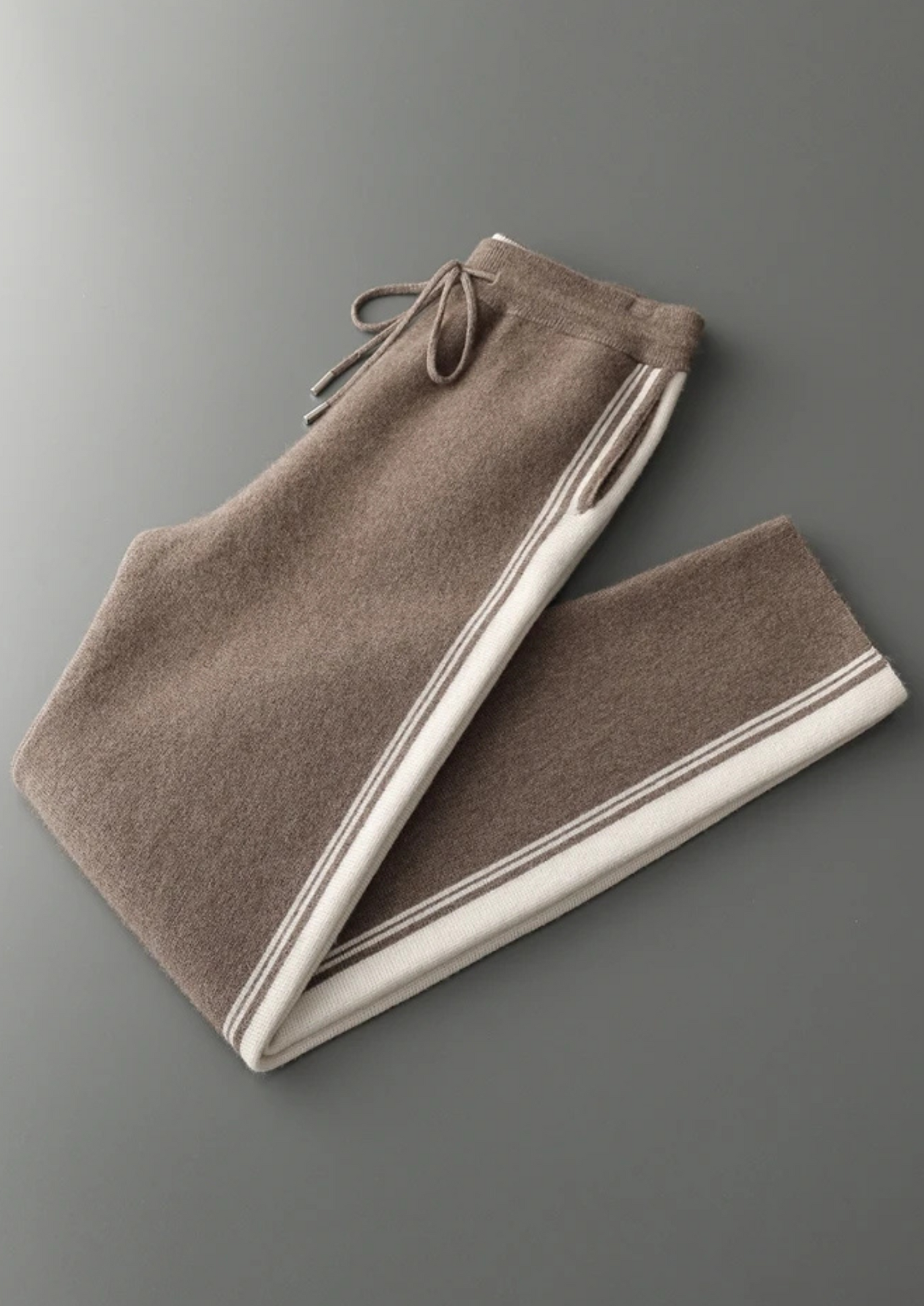 TUTA DAMIEN 100% CASHMERE