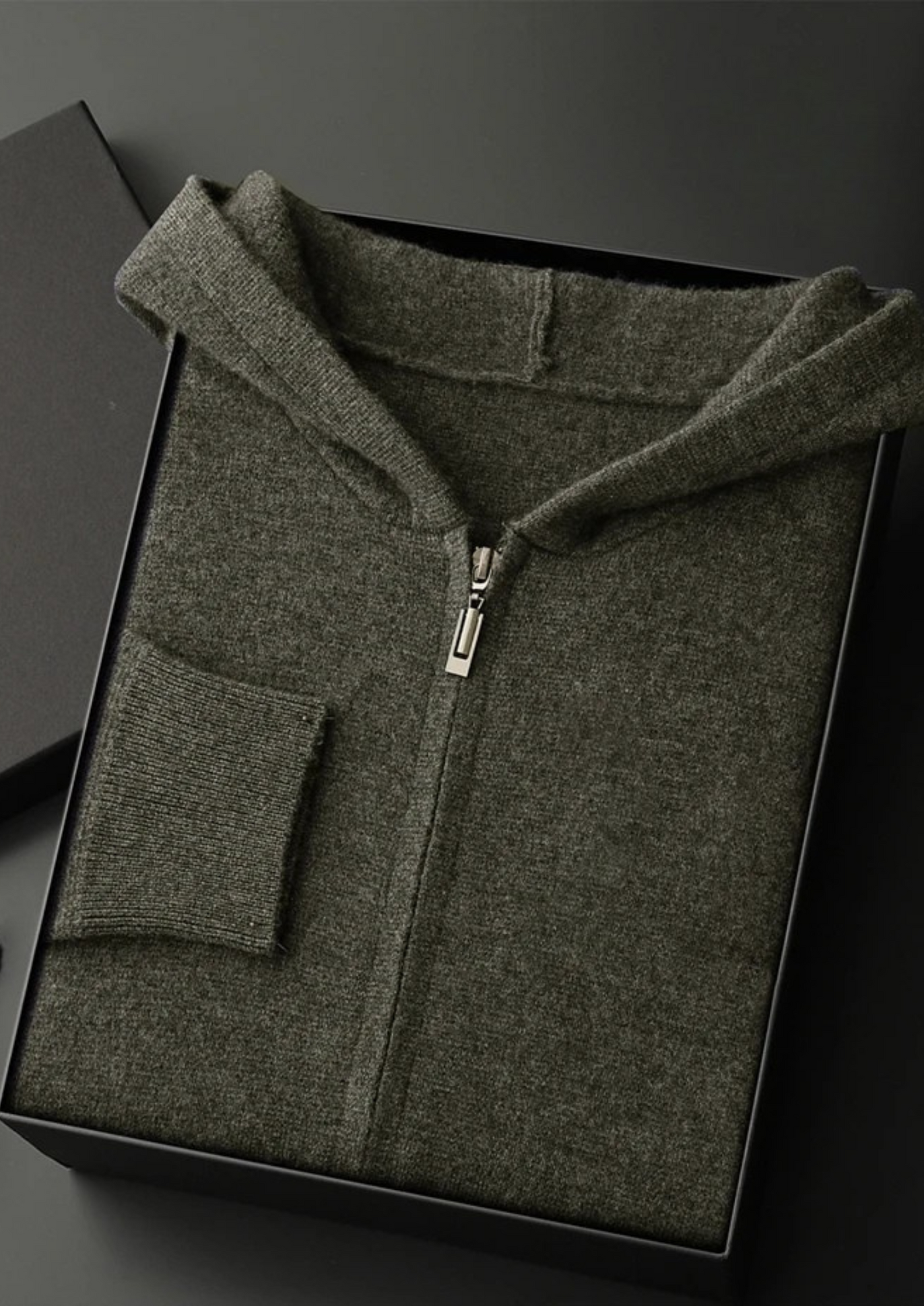 FELPA CON CAPPUCCIO E ZIP IN 100% CASHMERE