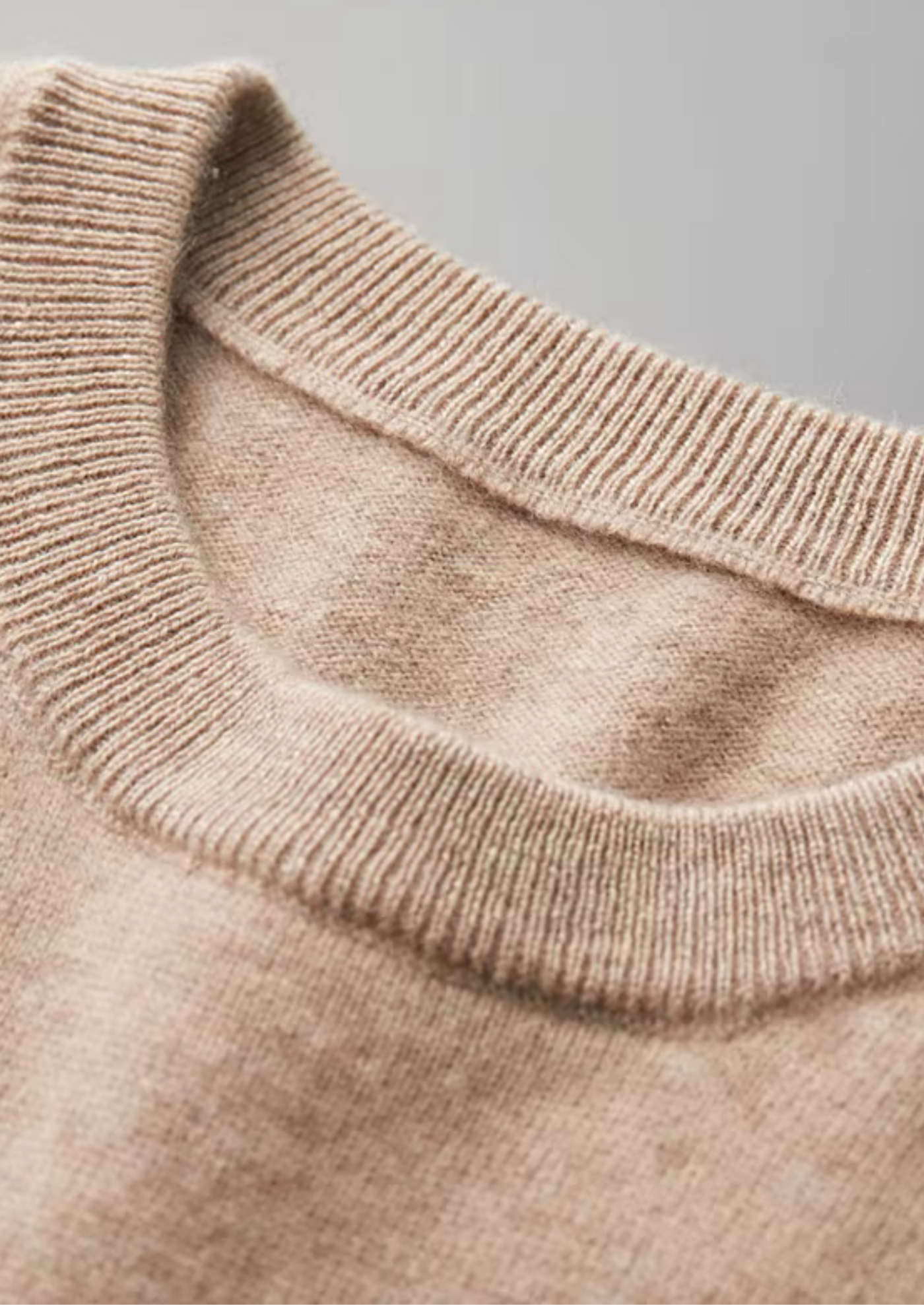 T-SHIRT CLASSICA A GIROCOLLO 100% CASHMERE