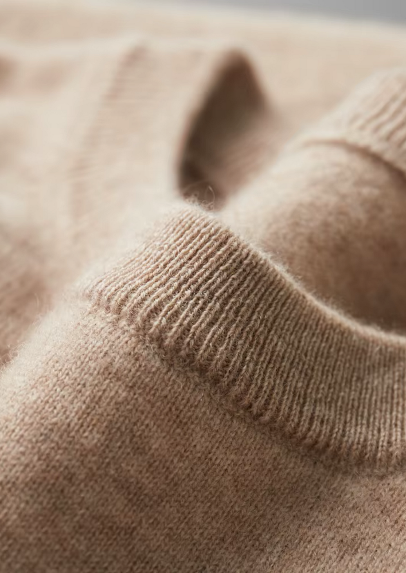 T-SHIRT CLASSICA A GIROCOLLO 100% CASHMERE