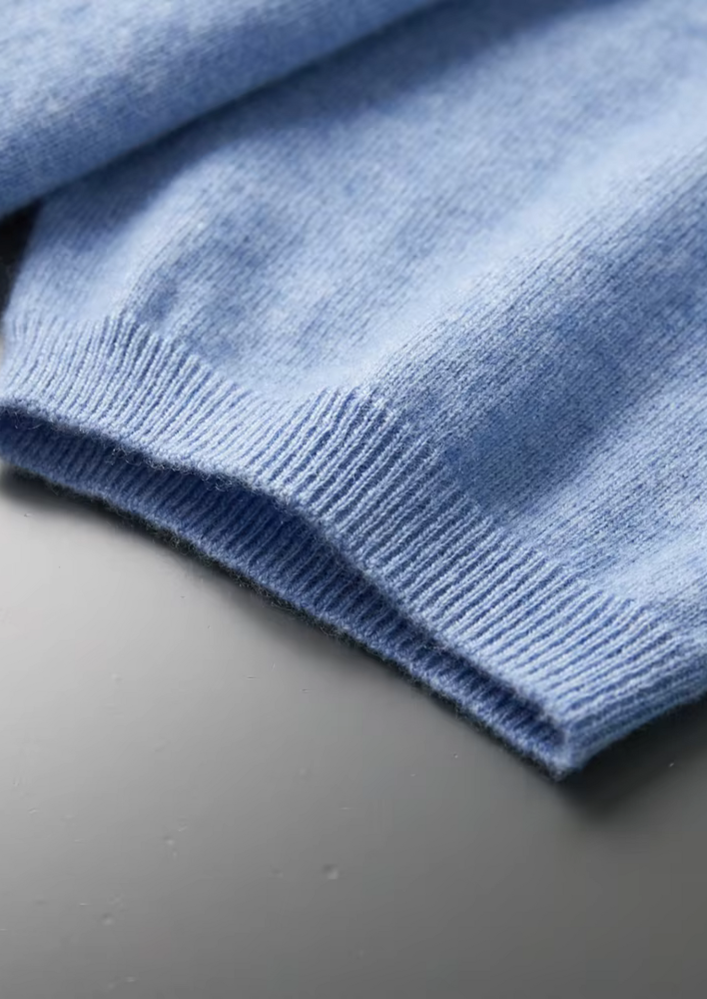 T-SHIRT CLASSICA A GIROCOLLO 100% CASHMERE