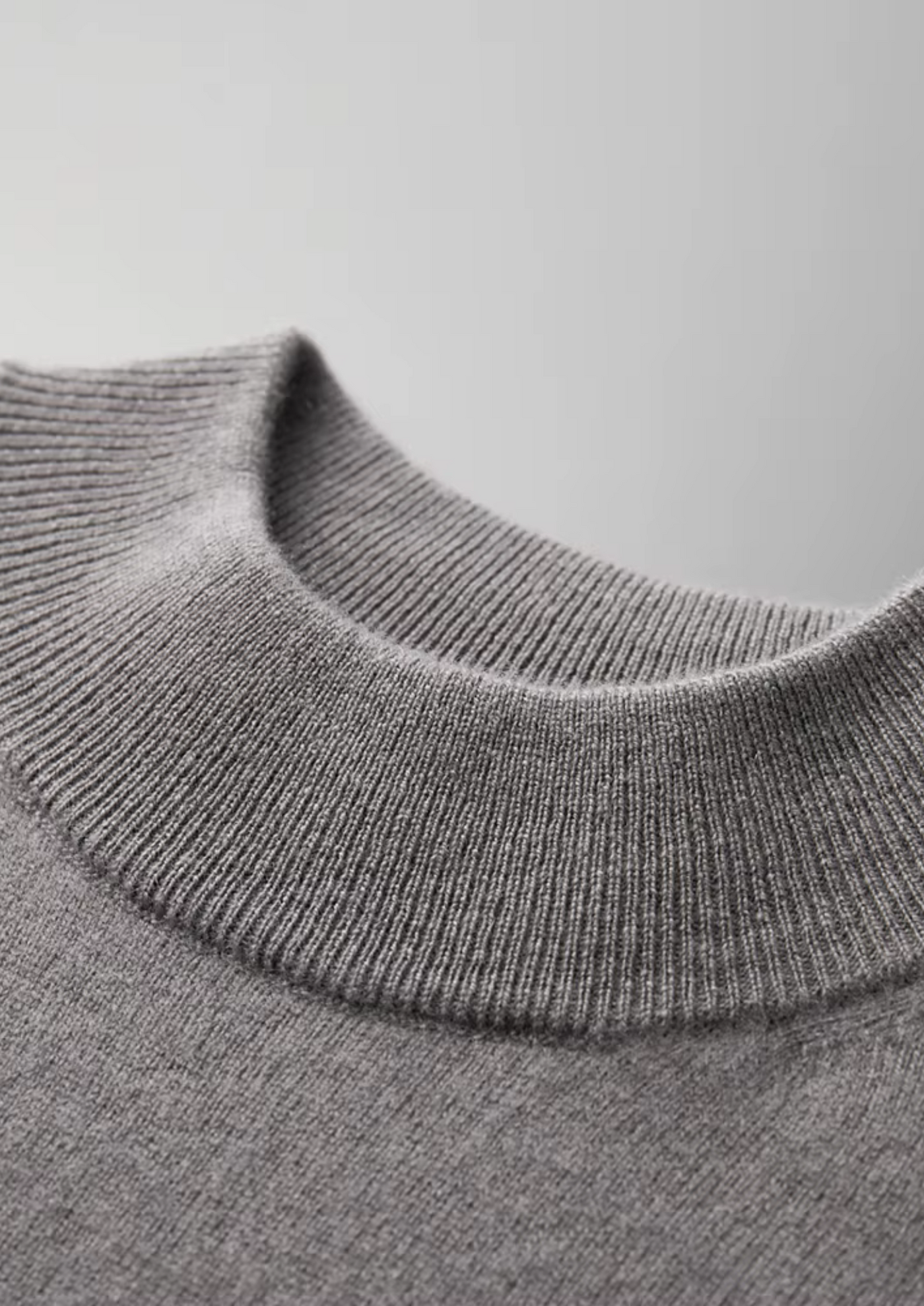 T-SHIRT A COLLO ALTO 100% CASHMERE