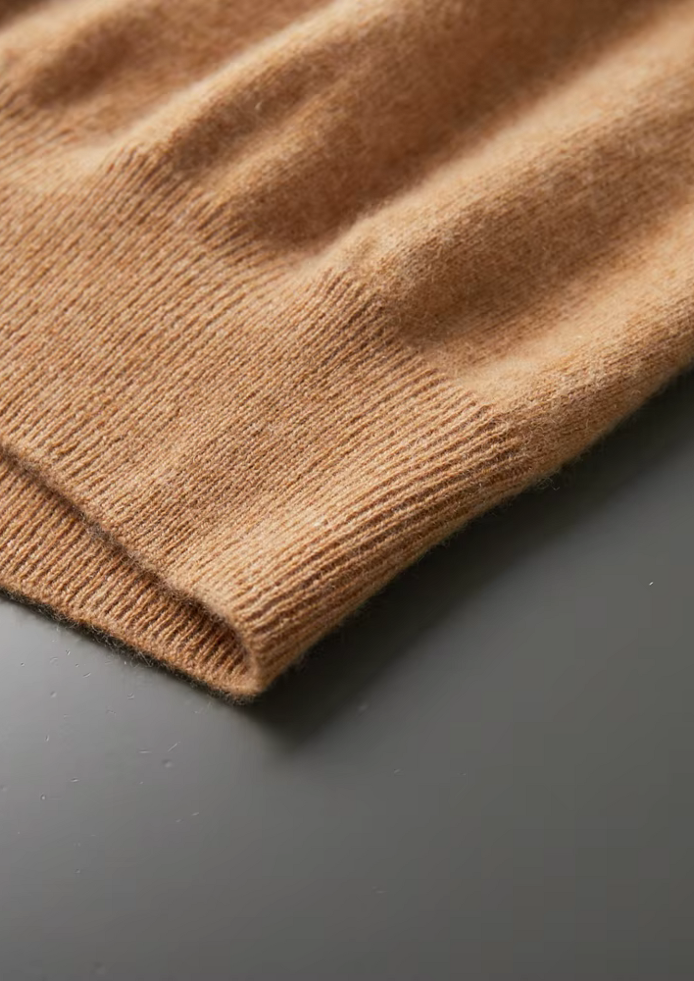 T-SHIRT A COLLO ALTO 100% CASHMERE
