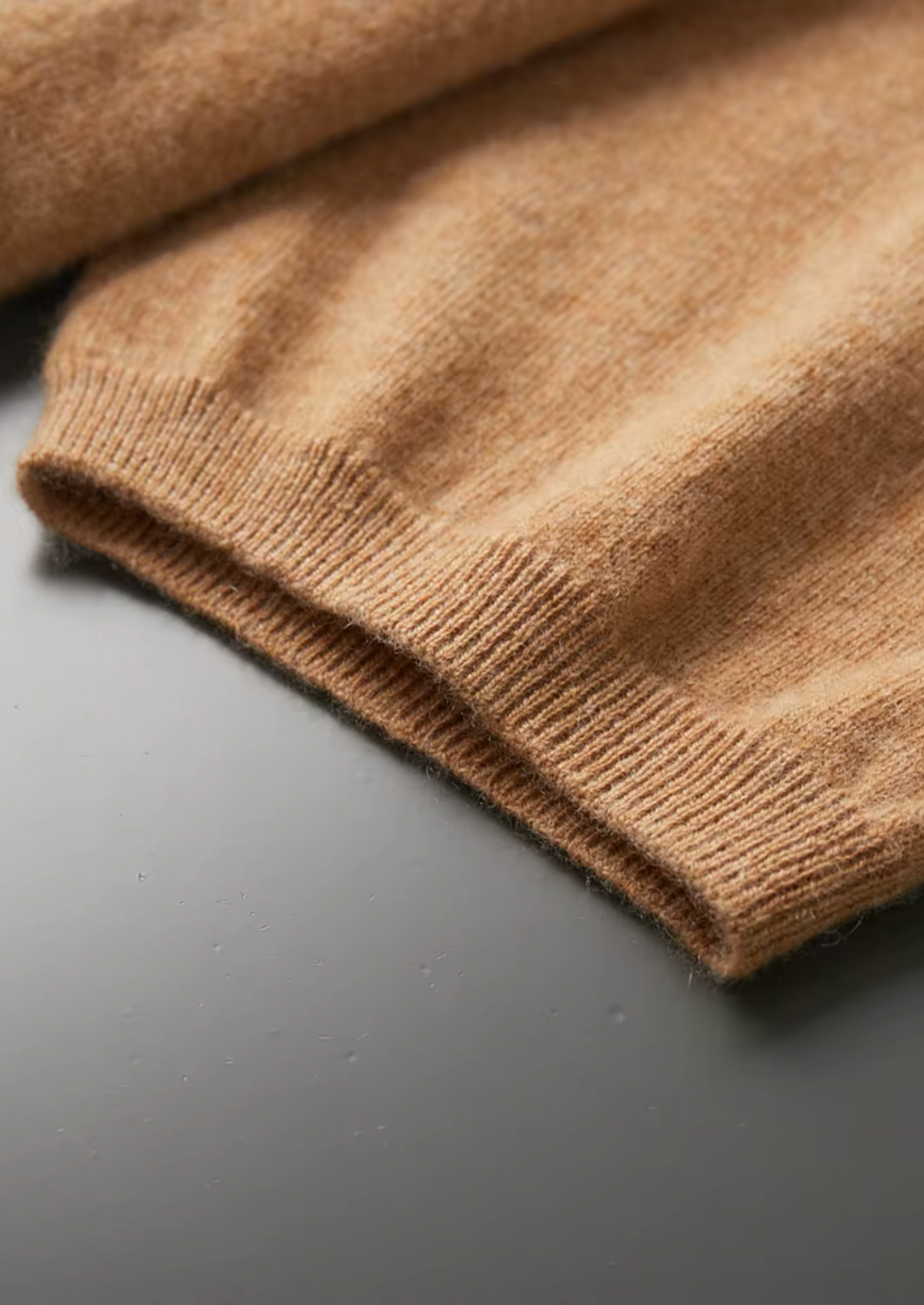 T-SHIRT A COLLO ALTO 100% CASHMERE