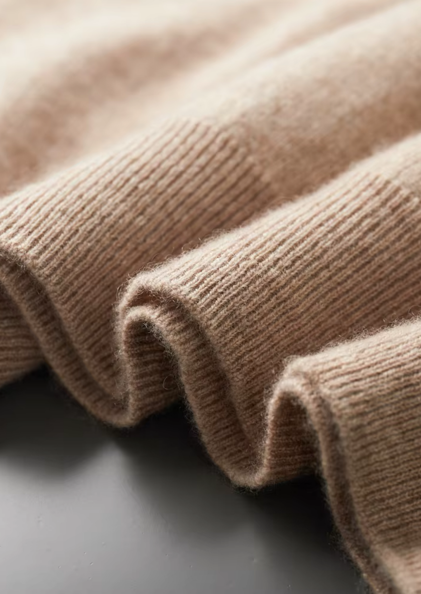 T-SHIRT A COLLO ALTO 100% CASHMERE