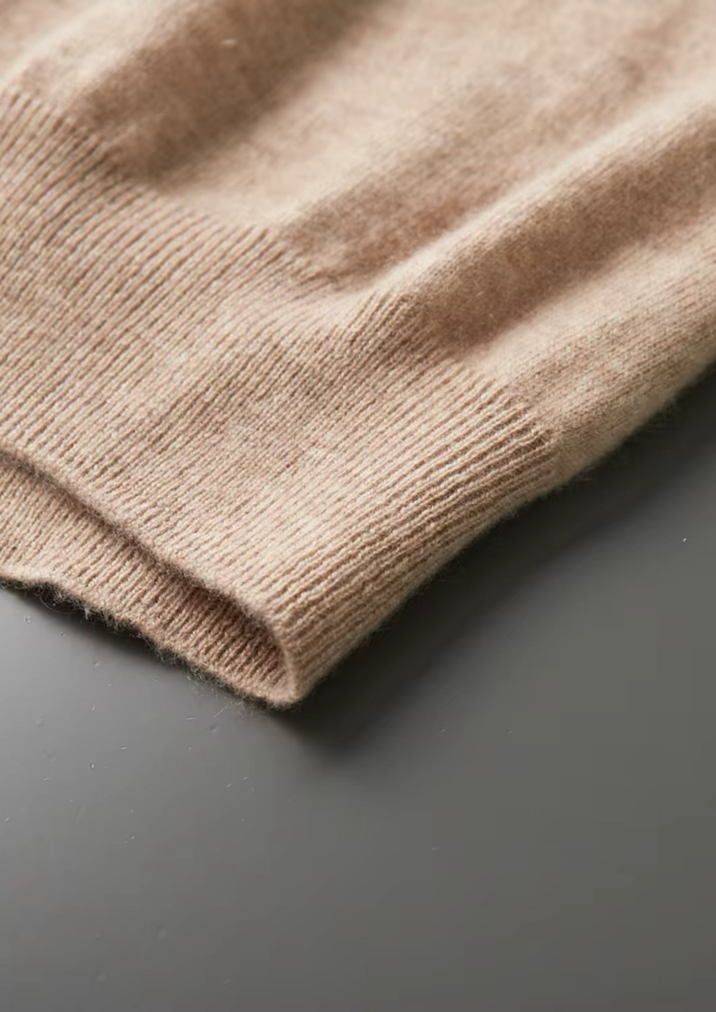 T-SHIRT A COLLO ALTO 100% CASHMERE